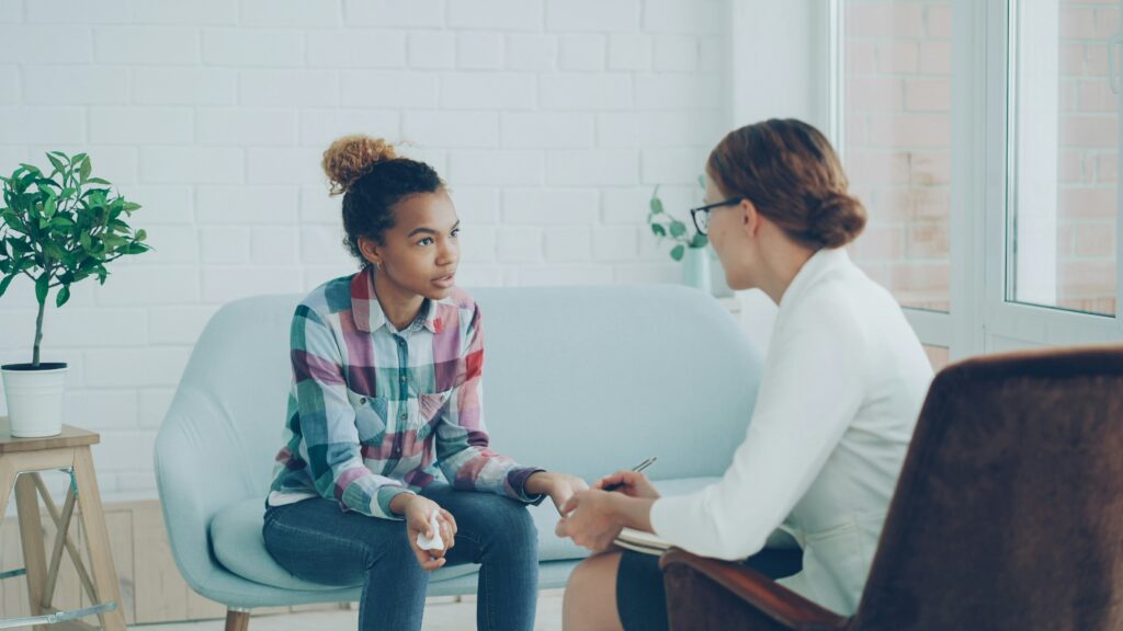 5 Key Tips for Boosting Mental Health Through Communication